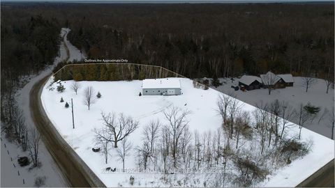 Photo of 555 Douglas Road, Centre Hastings, ON K0K 3H0 (MLS # X12681592)