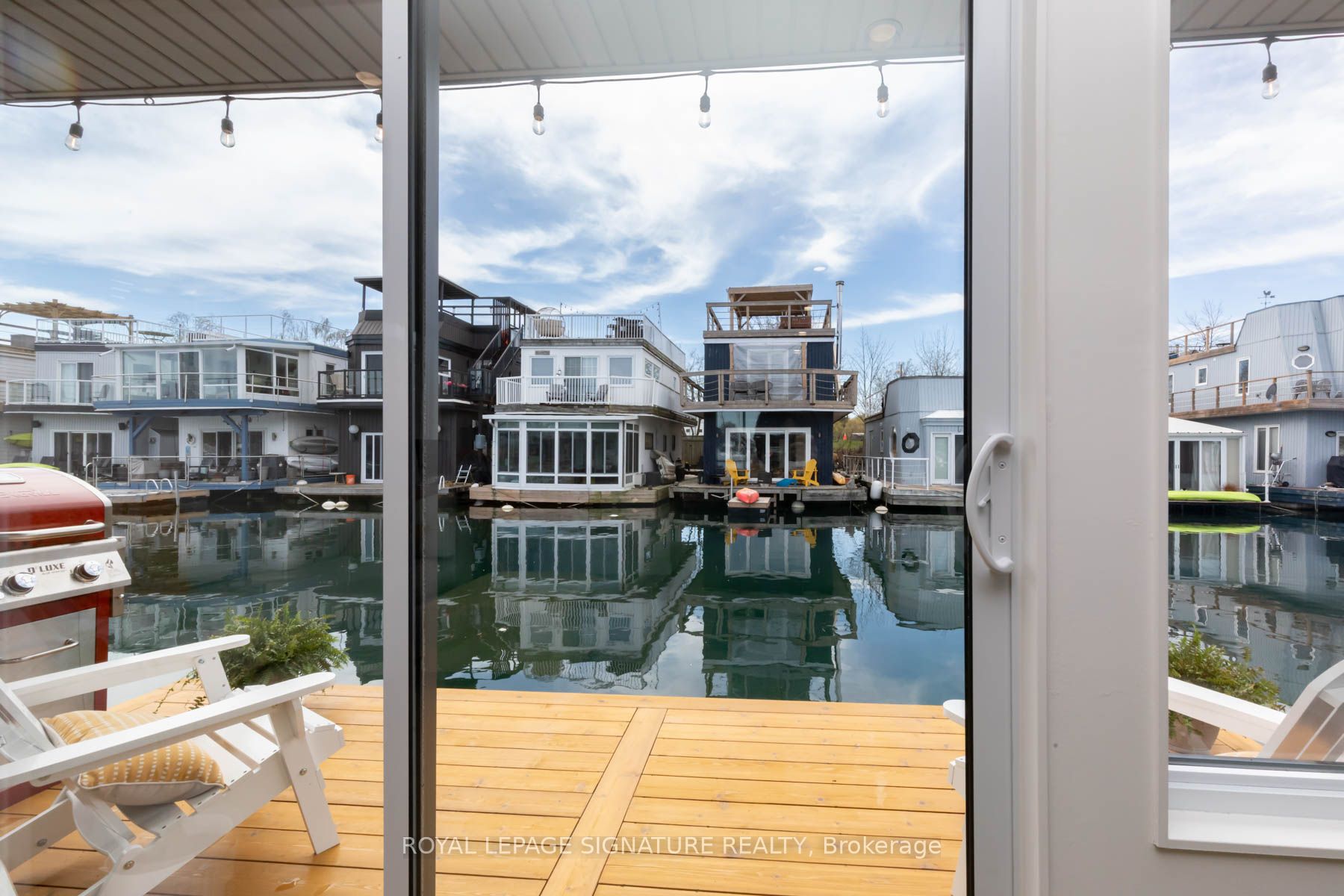 7 Brimley Road S E65
