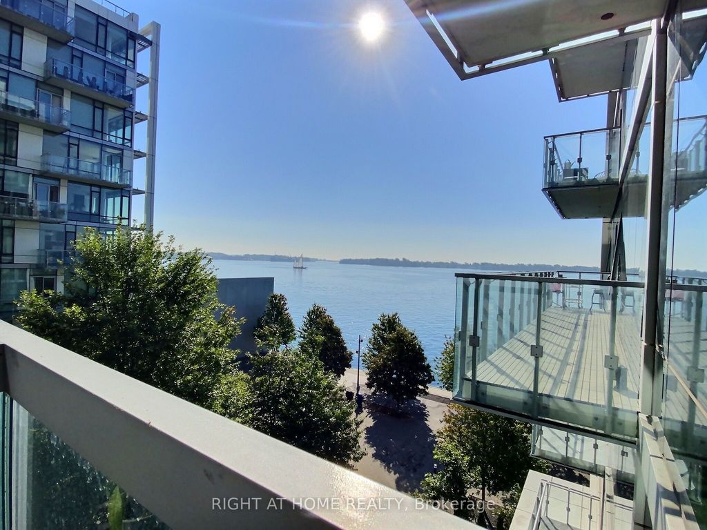 Photo of 39 Queens Quay E #515, Toronto, ON M5E 0A5 (MLS # C13166846)