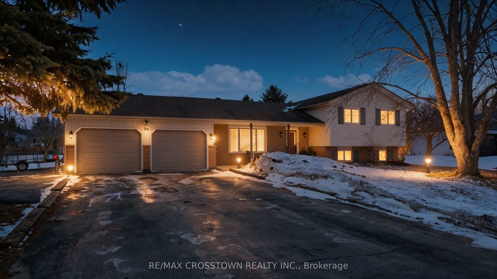 Photo of 54 Foyston Park Circle, Springwater, ON L0L 1Y0 (MLS # S12903160)