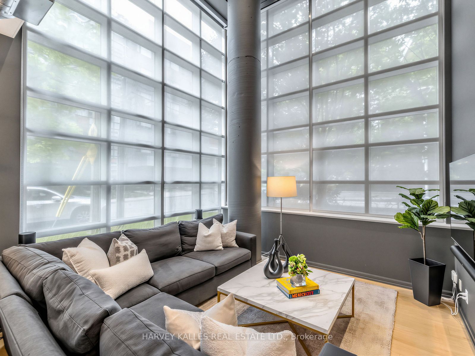 380 Macpherson Avenue 106