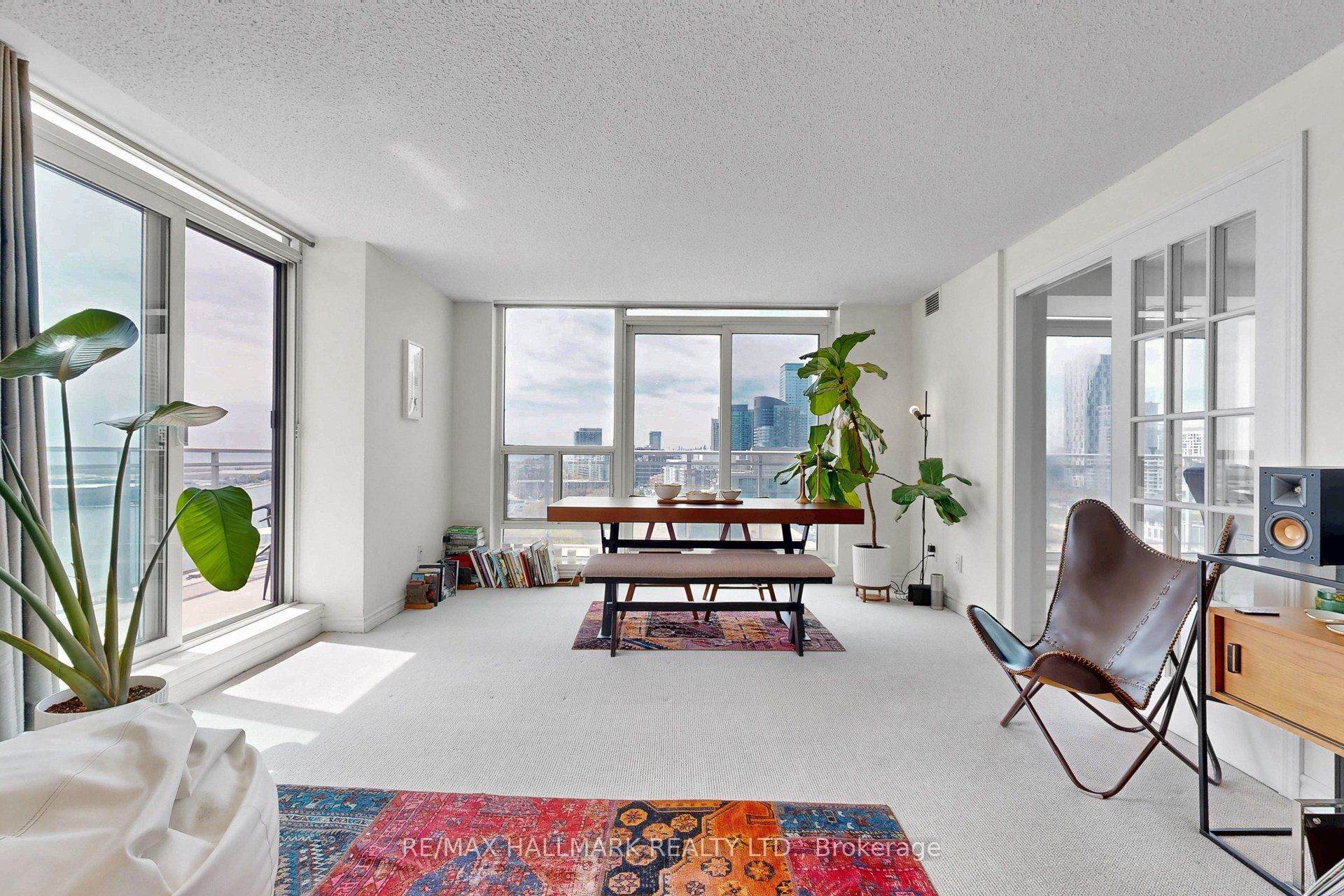 410 Queens Quay W 1516