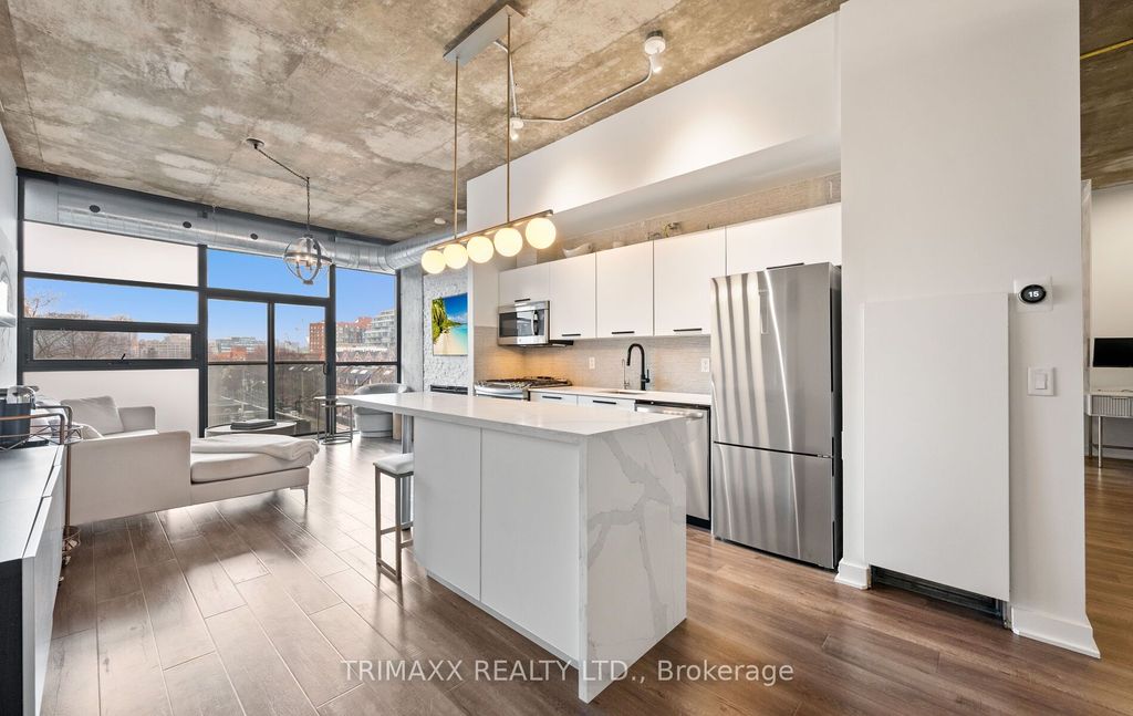 Photo of 60 Bathurst Street #403, Toronto, ON M5V 2P4 (MLS # C12945840)