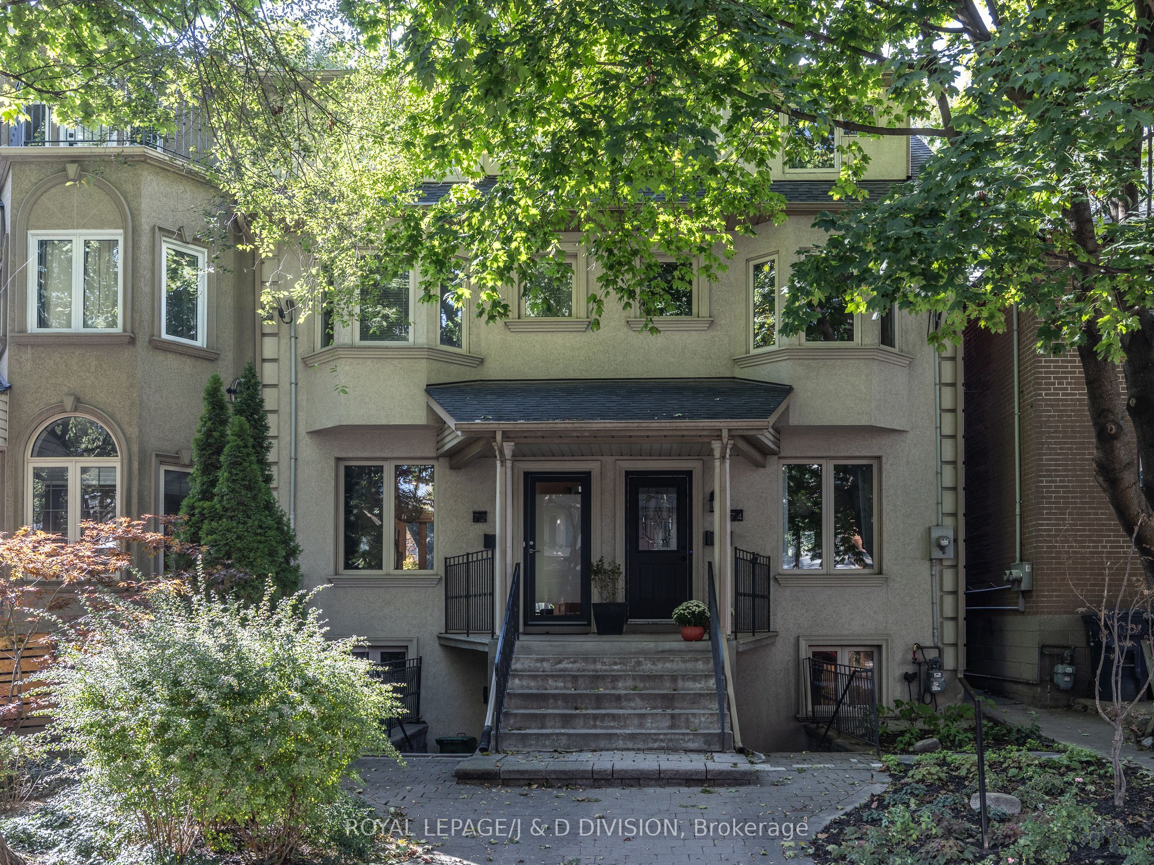 74 Lewis Street