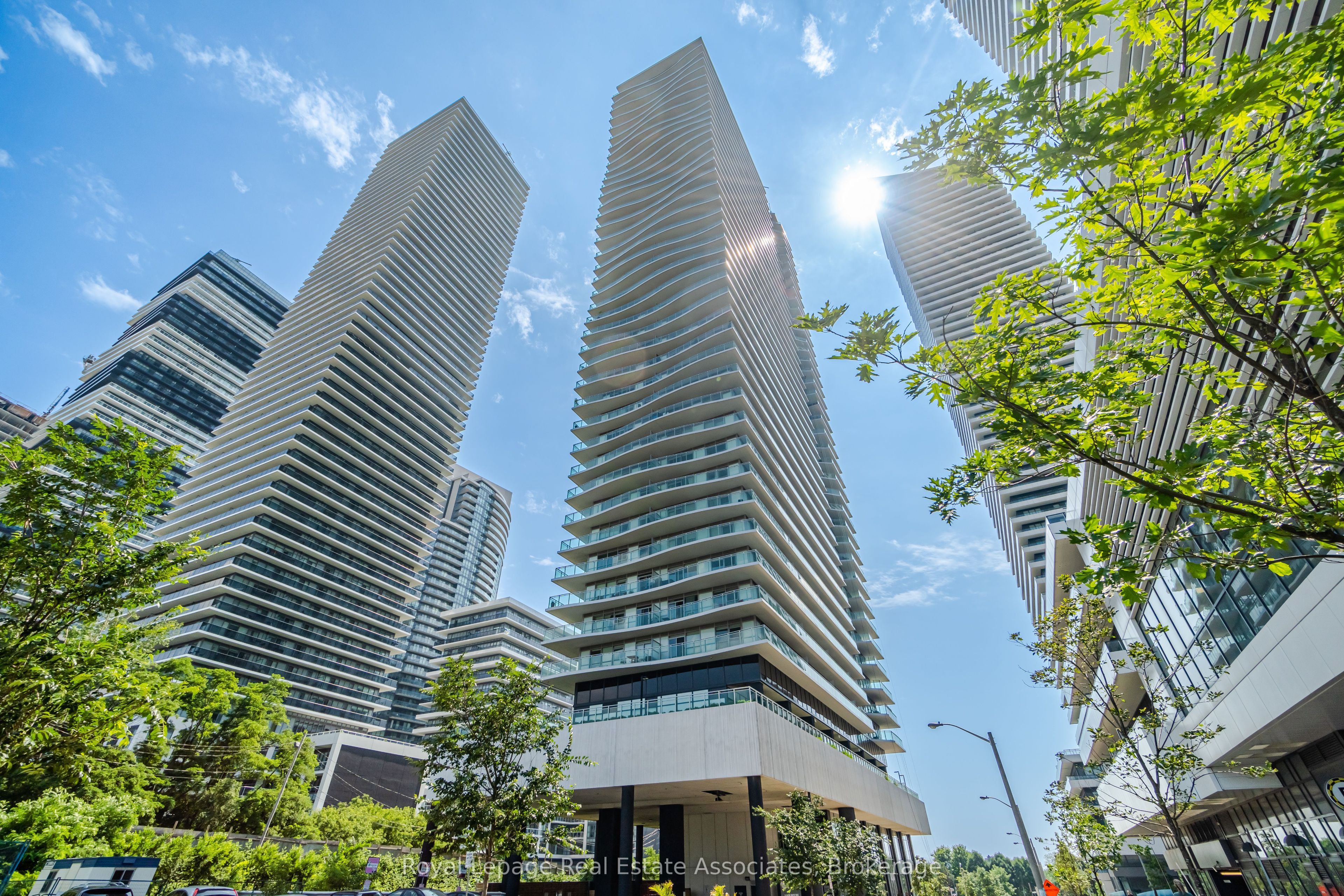 33 Shore Breeze Drive 2301