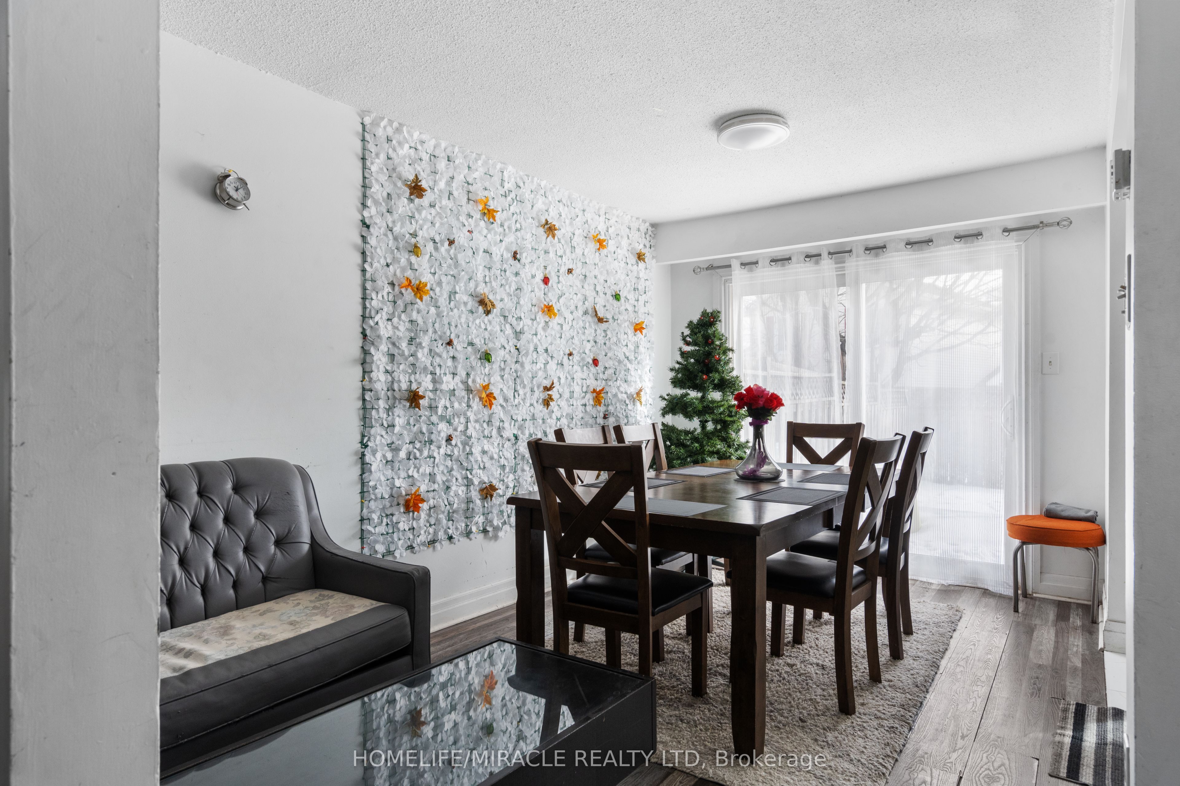 127 Fanshawe Drive