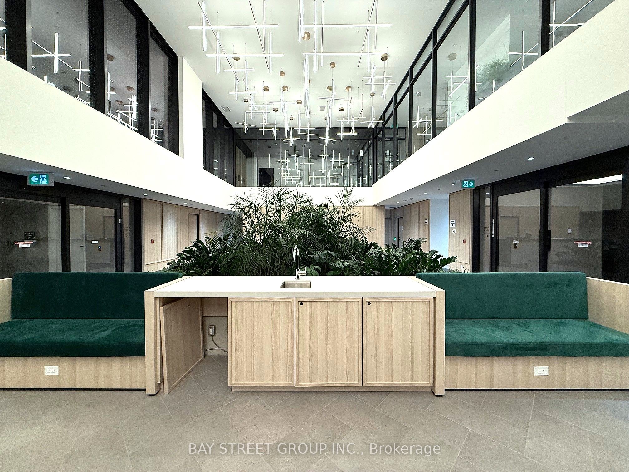 3071 Trafalgar Road 1201