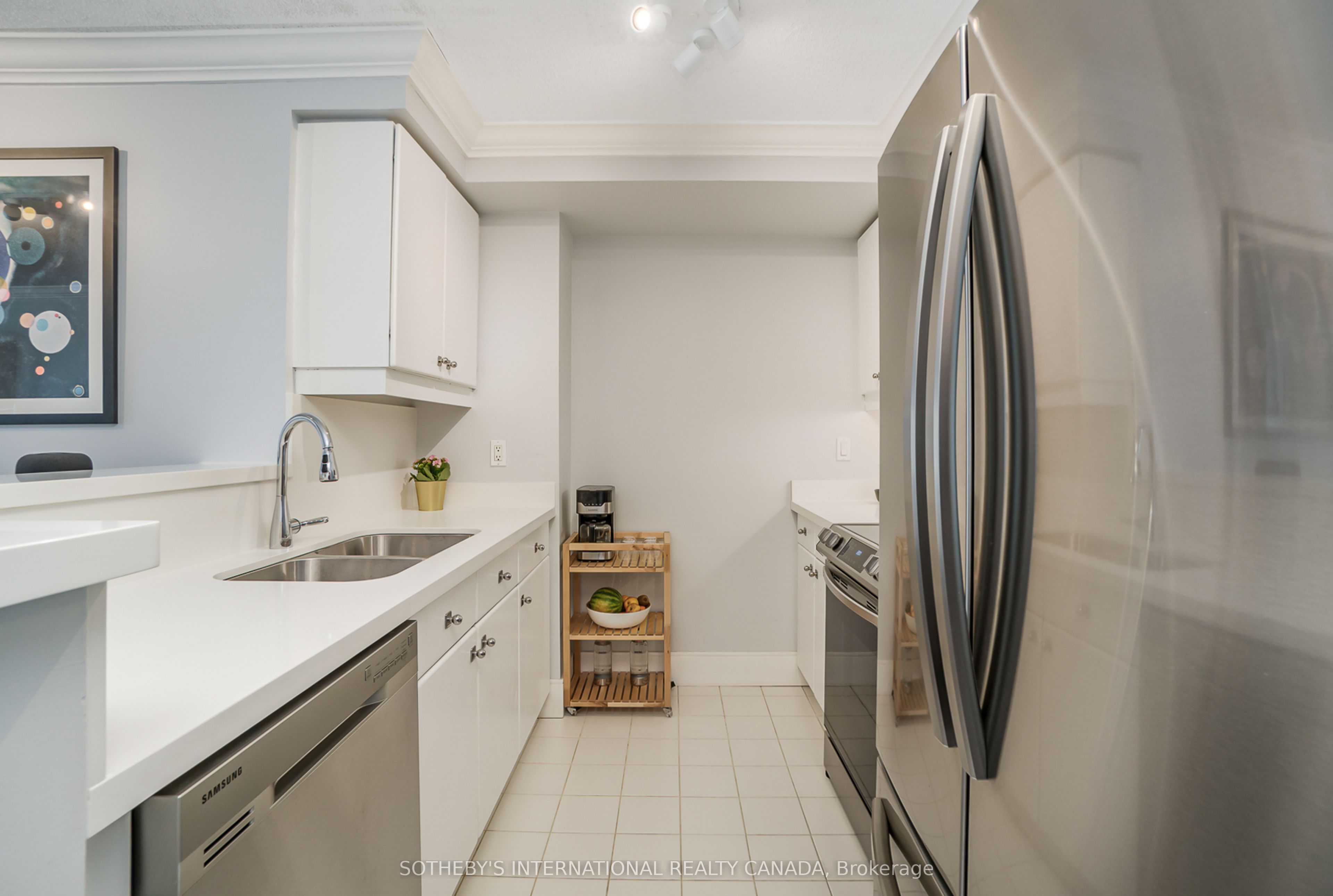 10 Yonge Street 3106