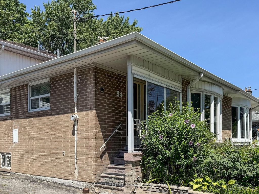 Photo of 94 Billington Crescent, Toronto, ON M3A 2G6 (MLS # C12762378)