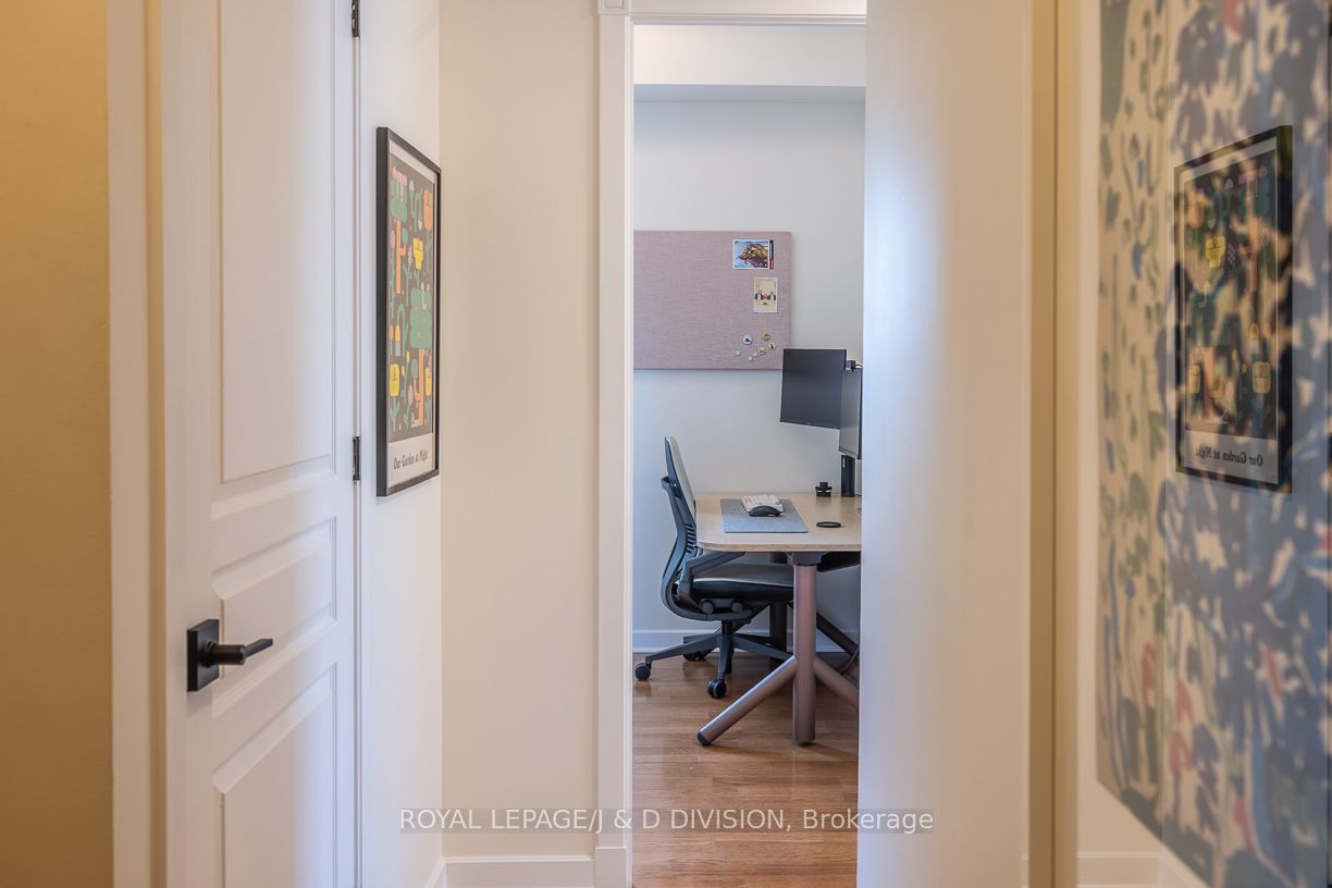 438 Richmond Street W 610