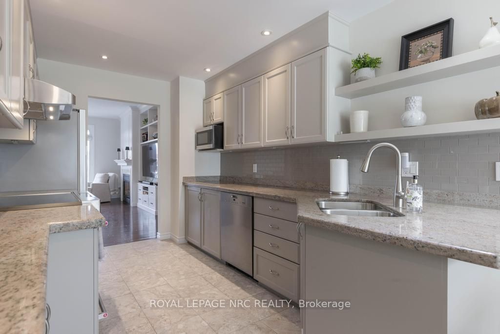 121 Glen Morris Drive 10
