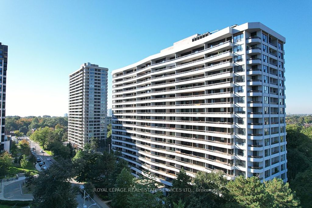 Photo of 100 Quebec Avenue #804, Toronto, ON M6P 4B8 (MLS # W12446317)