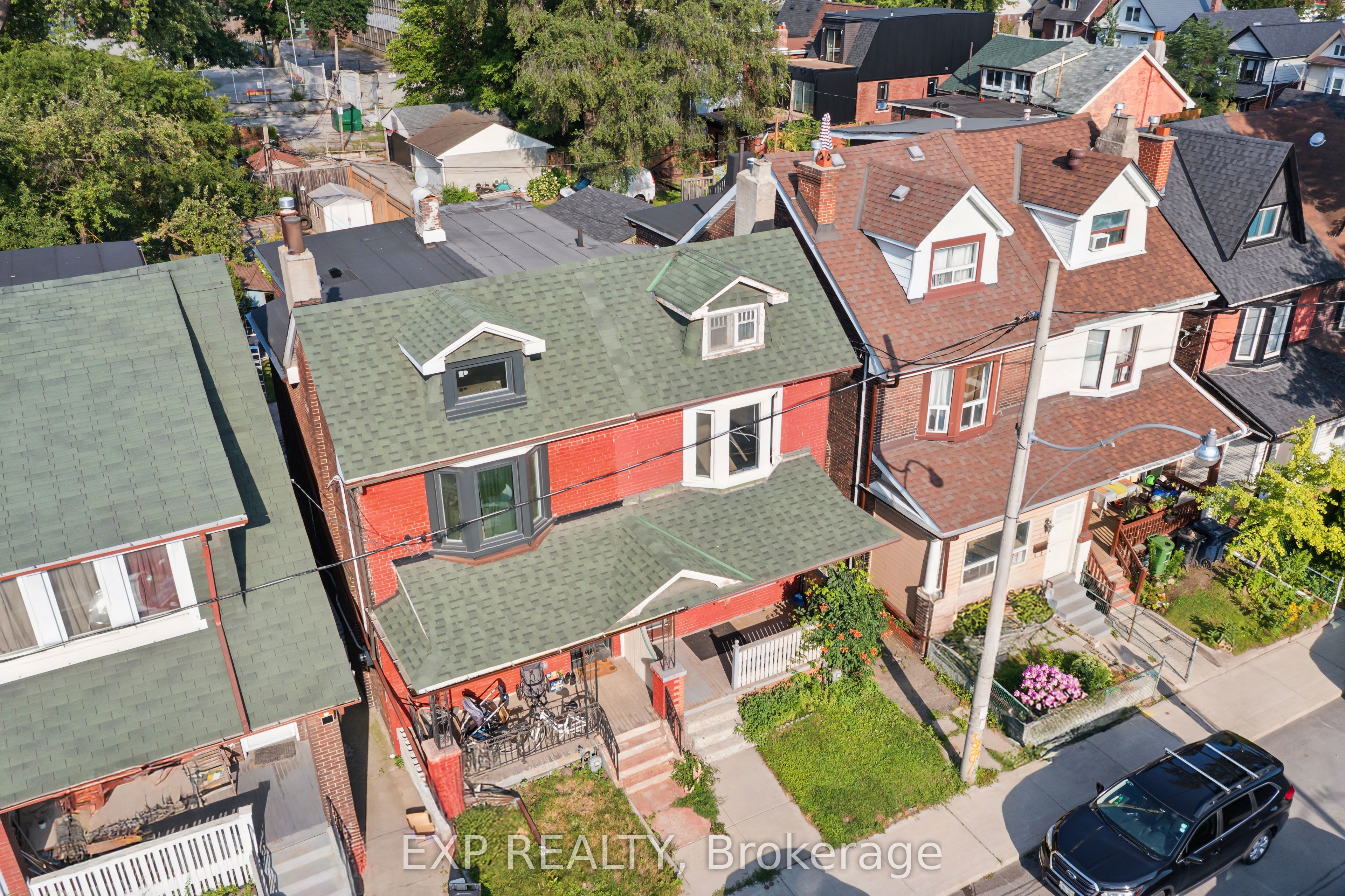 511 Carlaw Avenue