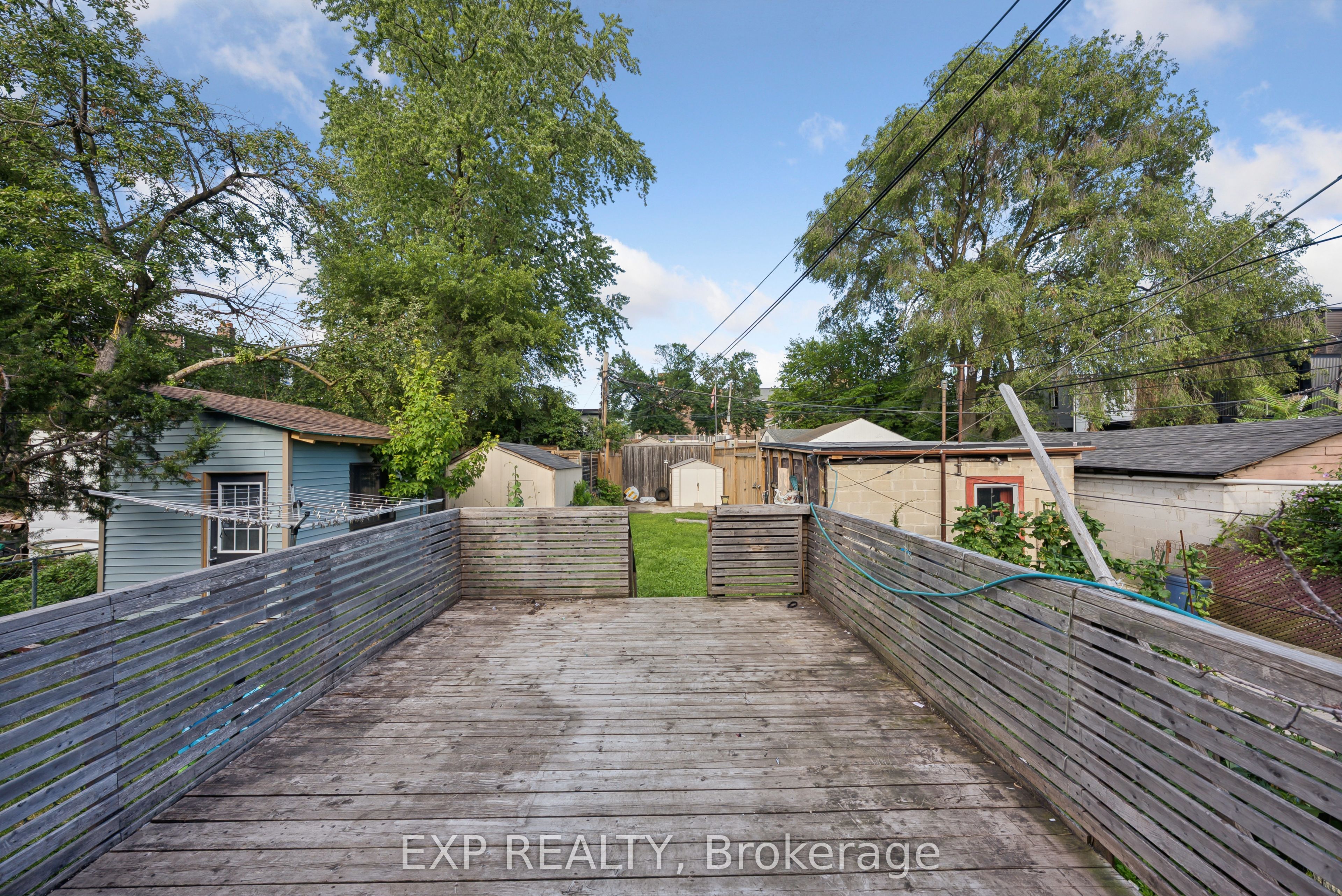 511 Carlaw Avenue