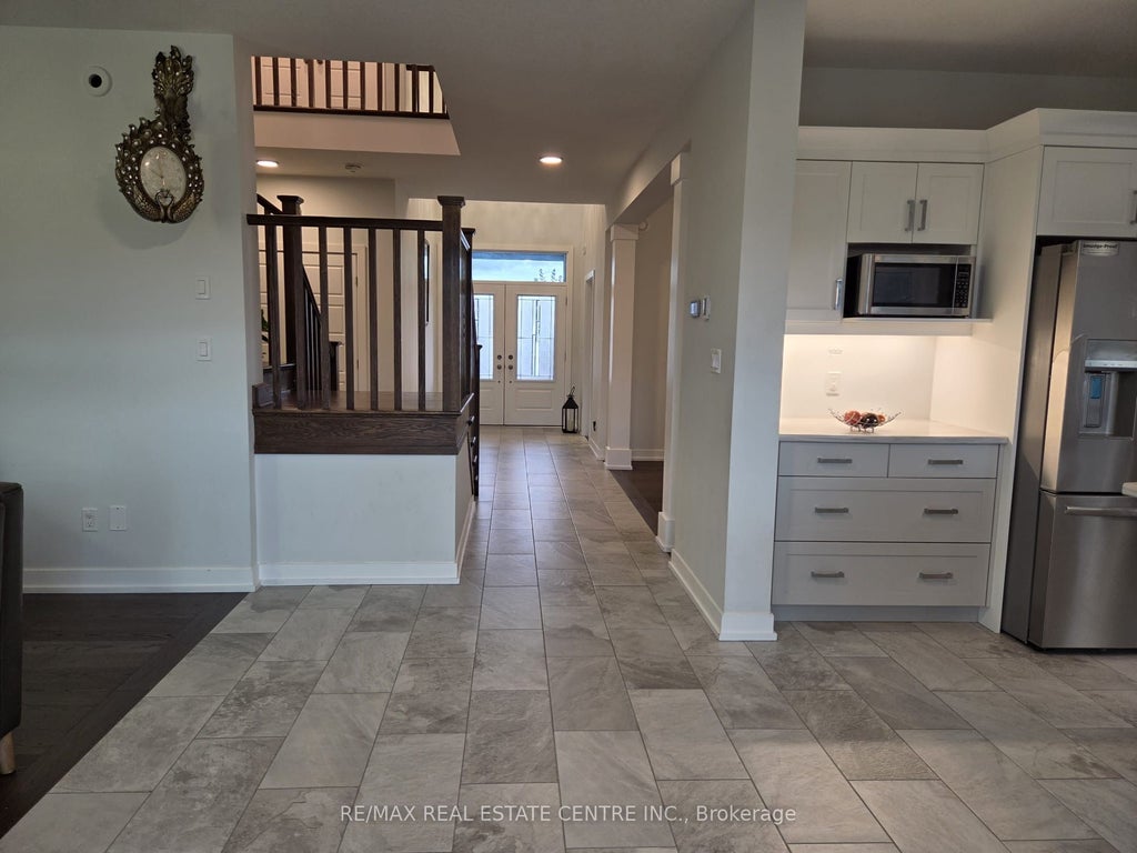 Photo of 6 Feathers Crossing, St. Thomas, ON N5R 0M4 (MLS # X14089876)