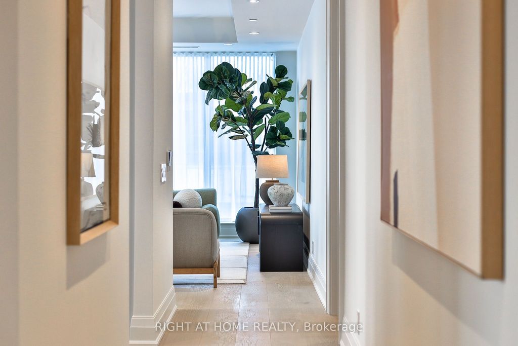 Photo of 10 Prince Arthur Avenue #302, Toronto, ON M5R 1A9 (MLS # C12612620)