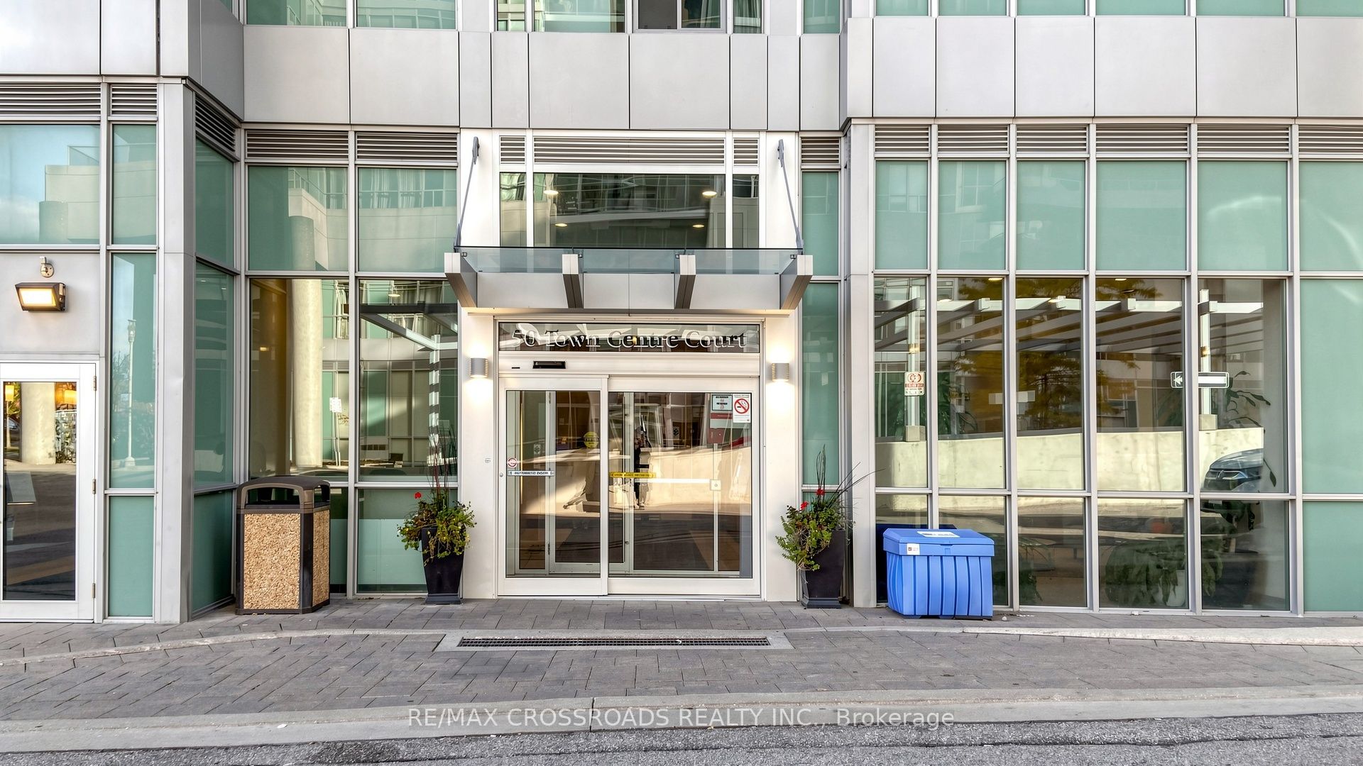 50 Town Centre Court 702