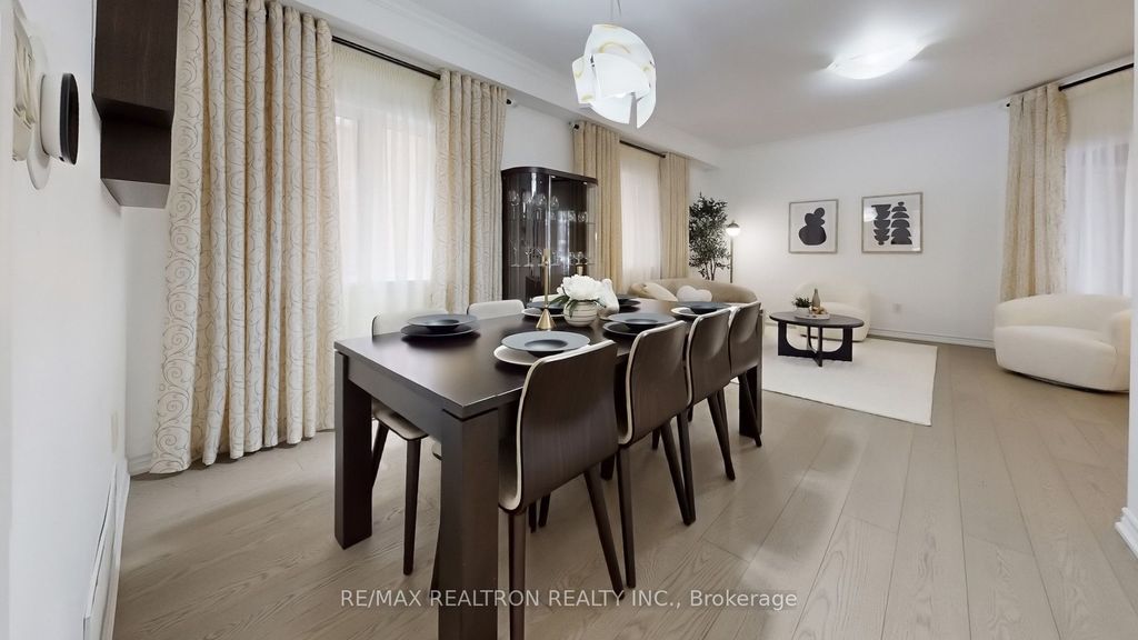 Photo of 86 Eagle Peak Drive, Richmond Hill, ON L4S 2W2 (MLS # N12825526)