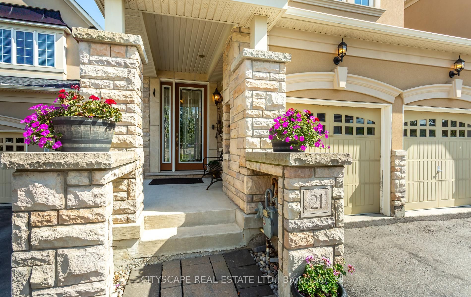 485 Pringle Avenue 21