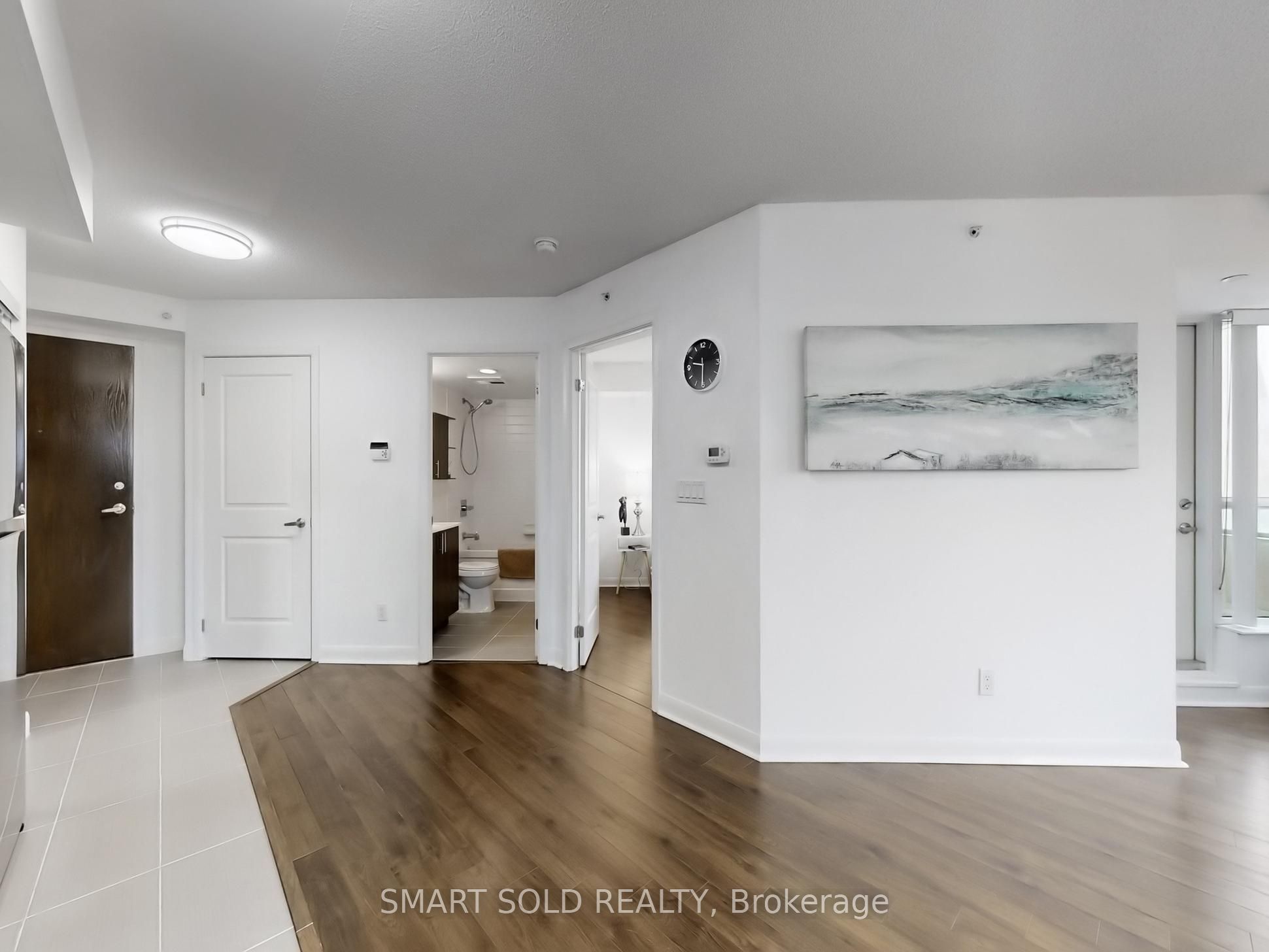 75 Norman Bethune Avenue 210