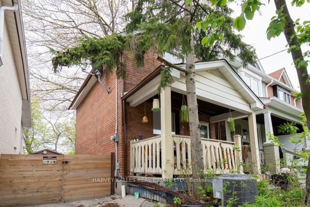 56 Amroth Avenue