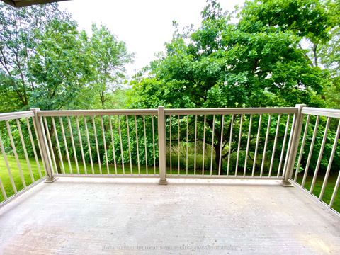 1450 Bishops Gate 209 Oakville ON L6M 4N1