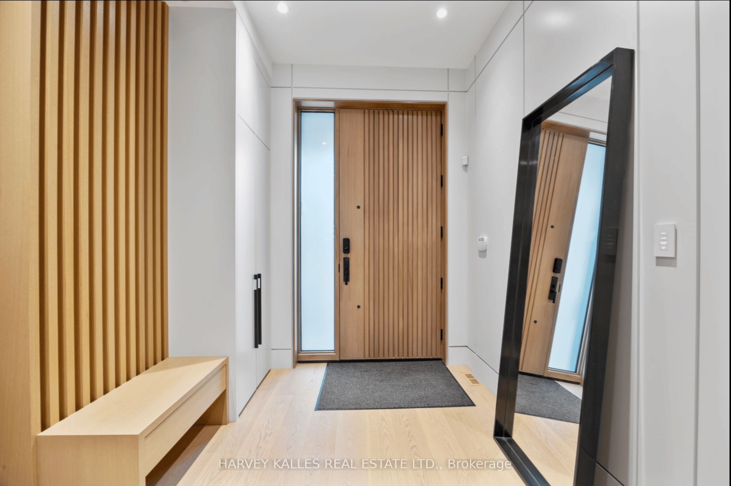 43 Summerhill Avenue