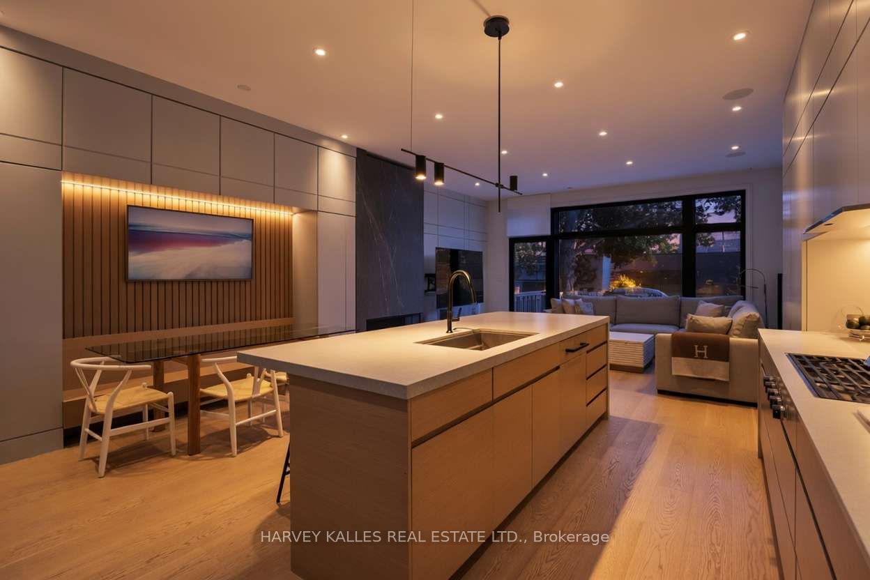 43 Summerhill Avenue