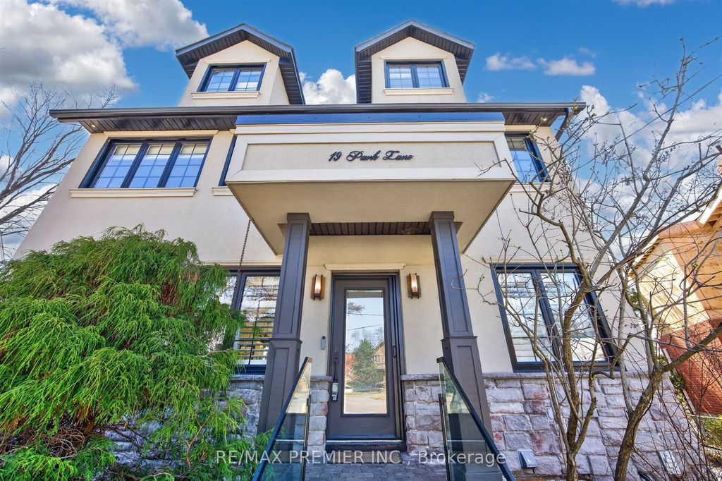 Photo of 19 Park Lane, Toronto, ON M8Y 1R7 (MLS # W13001384)