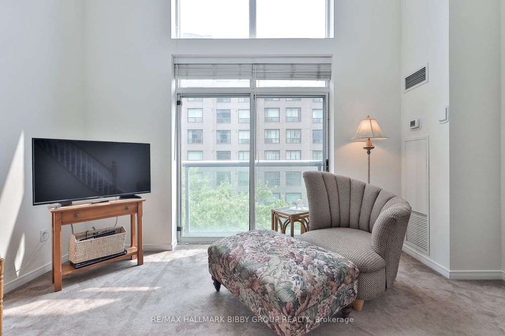 Photo of 109 Front Street E #528, Toronto, ON M5A 4P7 (MLS # C12628252)