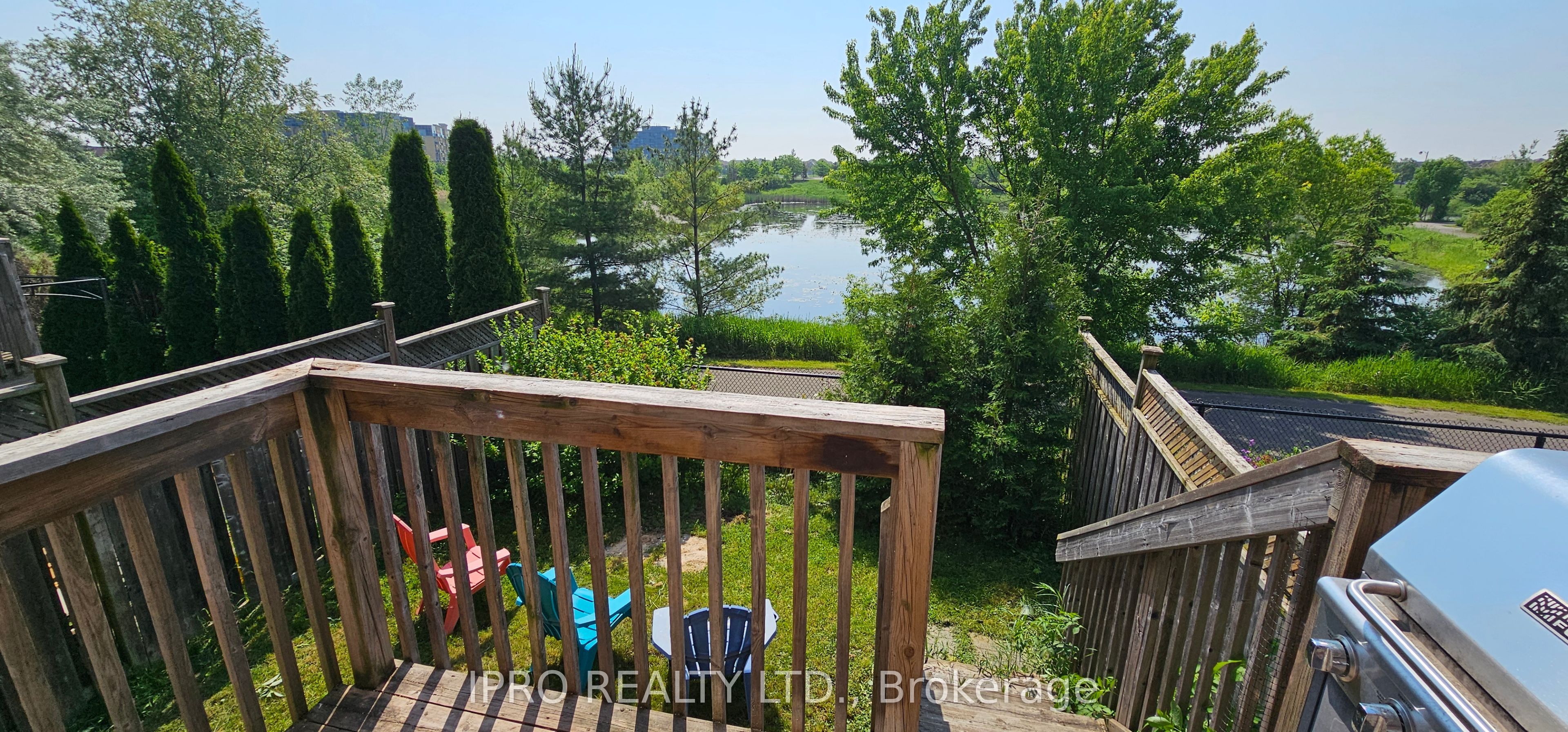 355 Hobbs Crescent