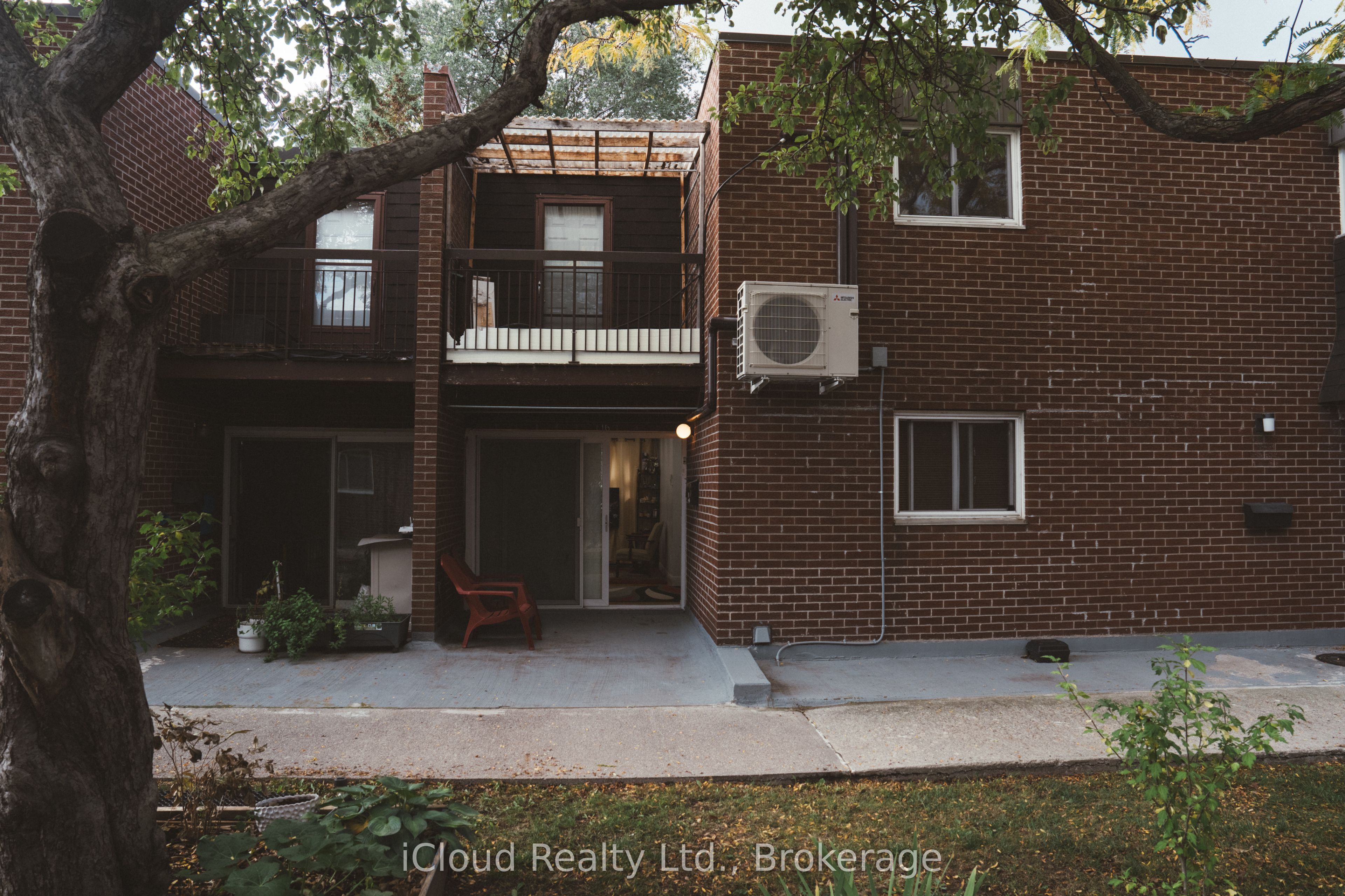 50 Coleman Avenue 16