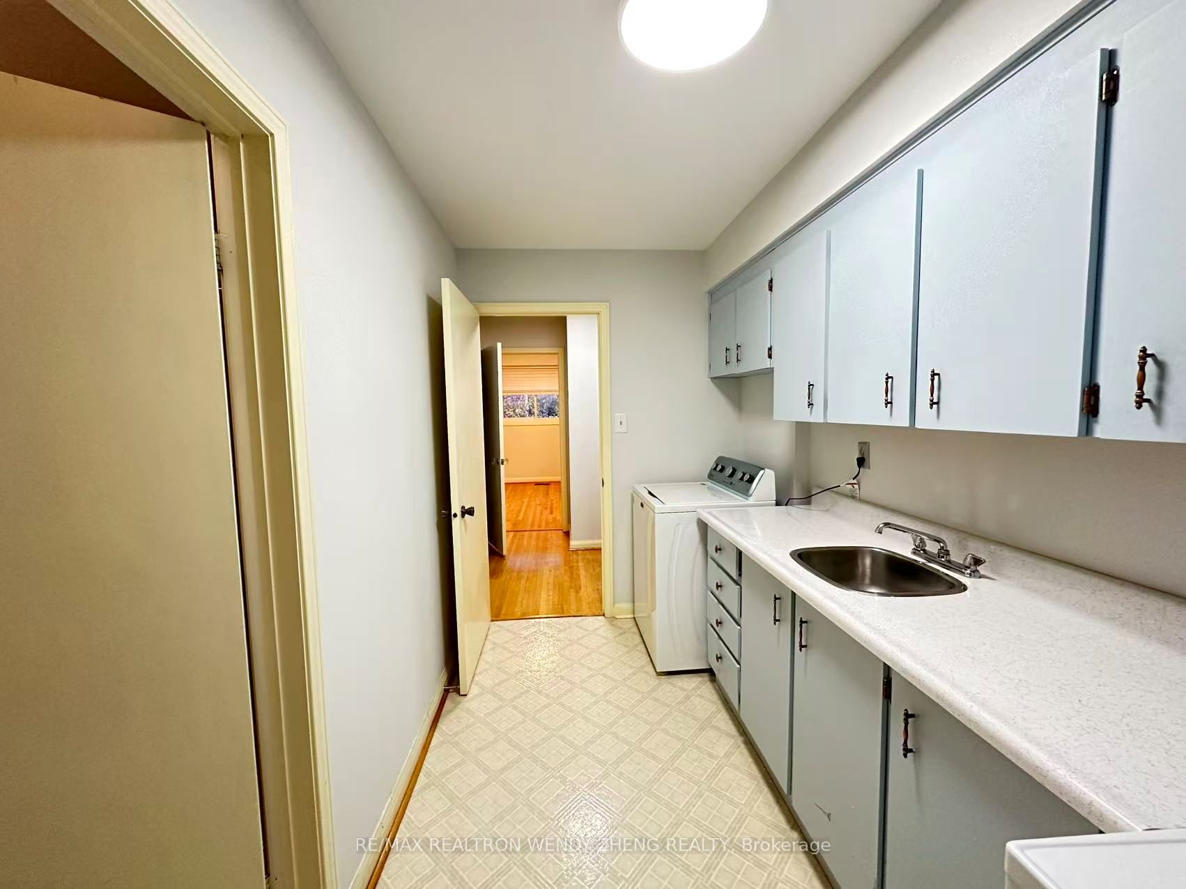 86 Pringle Avenue Lower