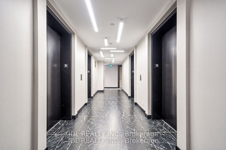 395 Bloor Street E 1608