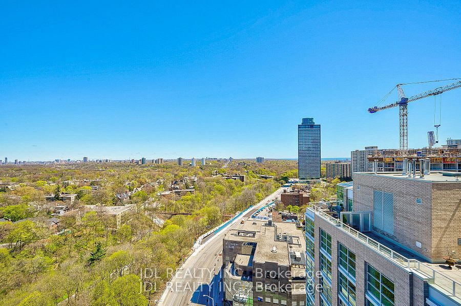 395 Bloor Street E 1608