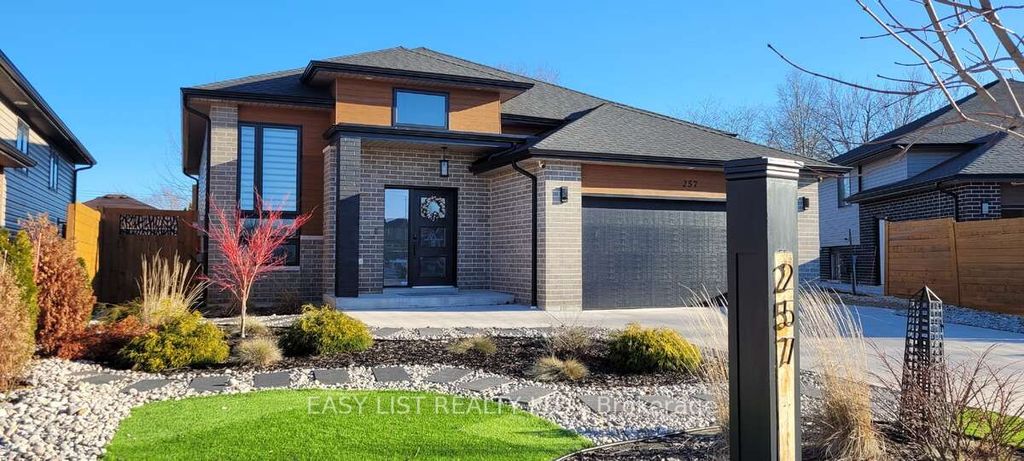 Photo of 257 Robinson Avenue, Essex, ON N8M 0A8 (MLS # X12883014)