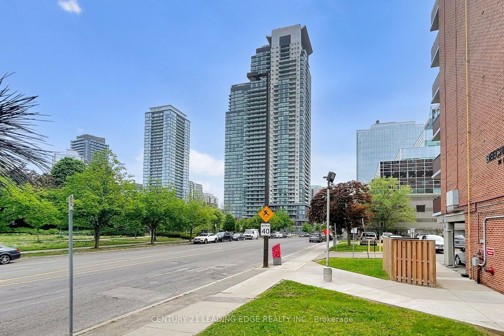 Photo of 5162 Yonge Street #102, Toronto, ON M2N 0E9 (MLS # C13823824)
