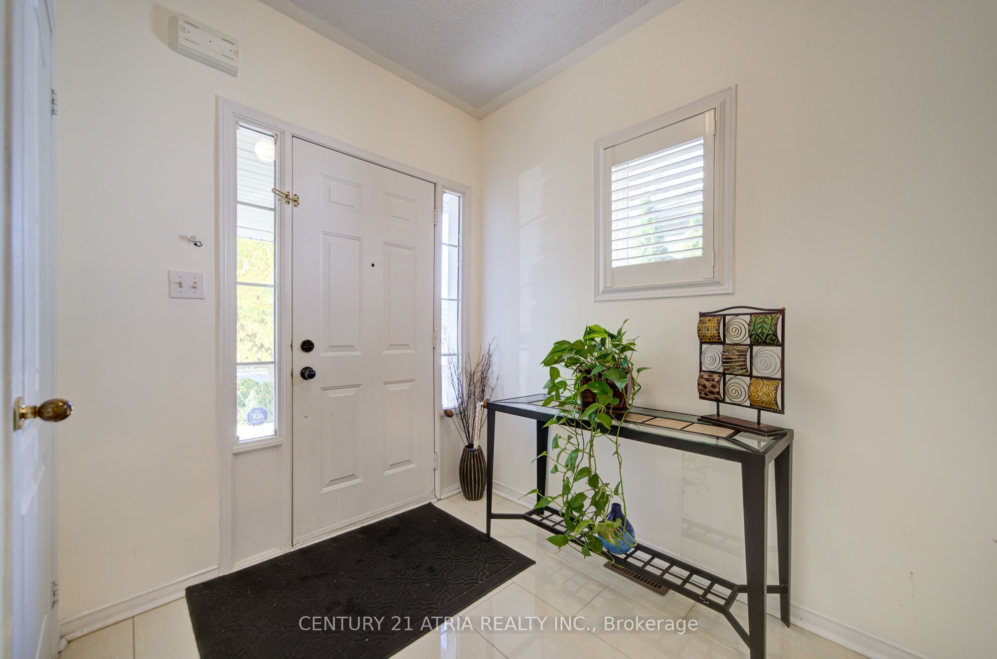 55 Kalmar Crescent