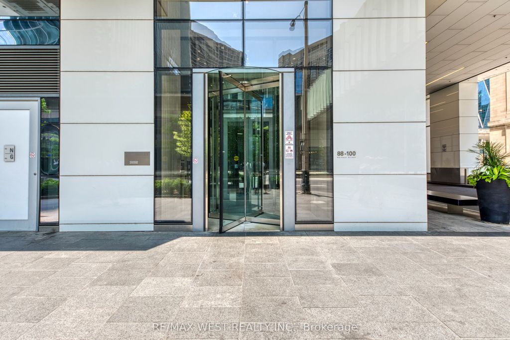 Photo of 100 Harbour Street #2004, Toronto, ON M5J 0B5 (MLS # C12500622)