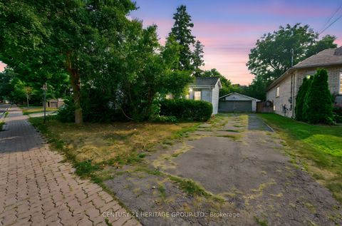 117 Lucas Street Richmond Hill ON L4C 4P4