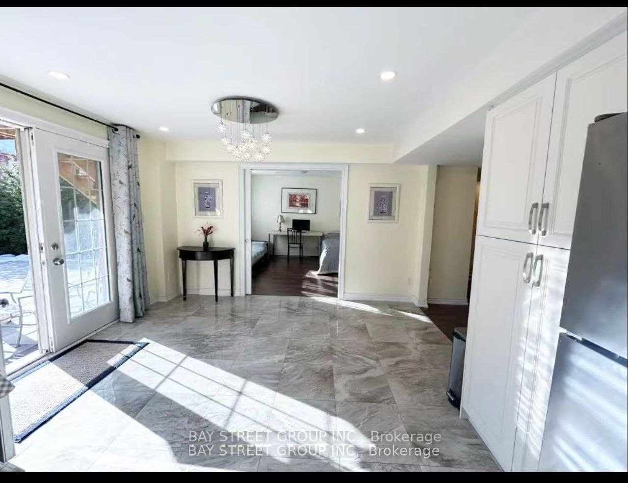37 Heintzman Crescent
