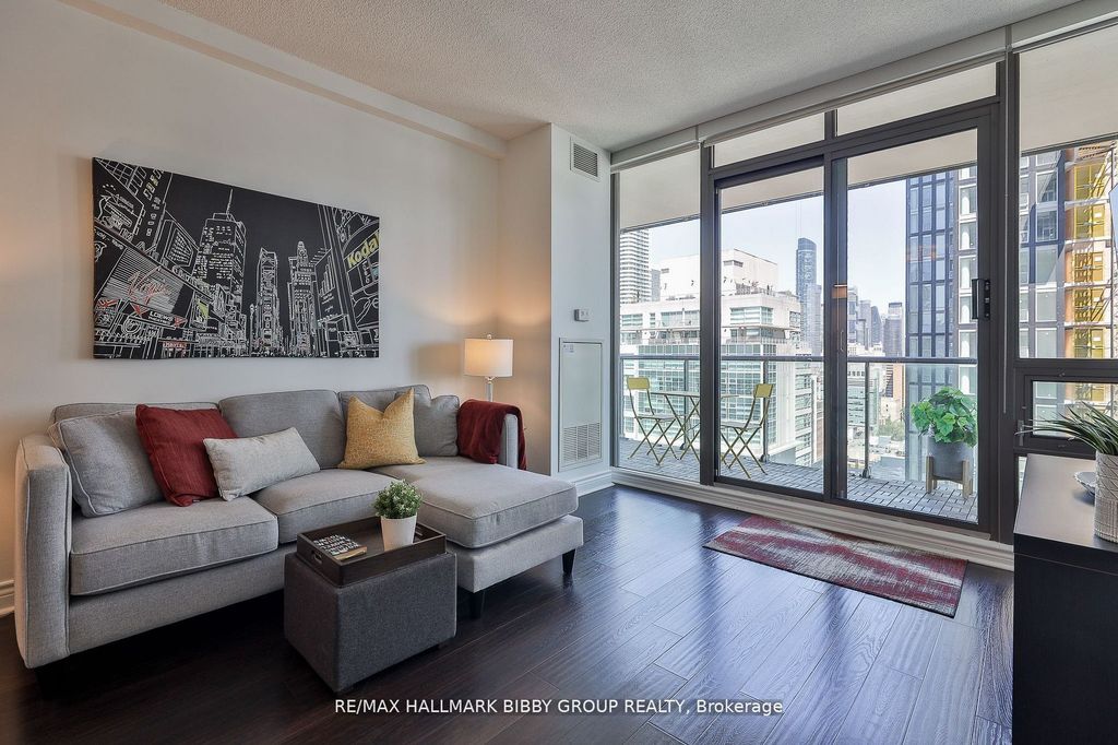 Photo of 33 Lombard Street #2204, Toronto, ON M5C 3H8 (MLS # C12637730)