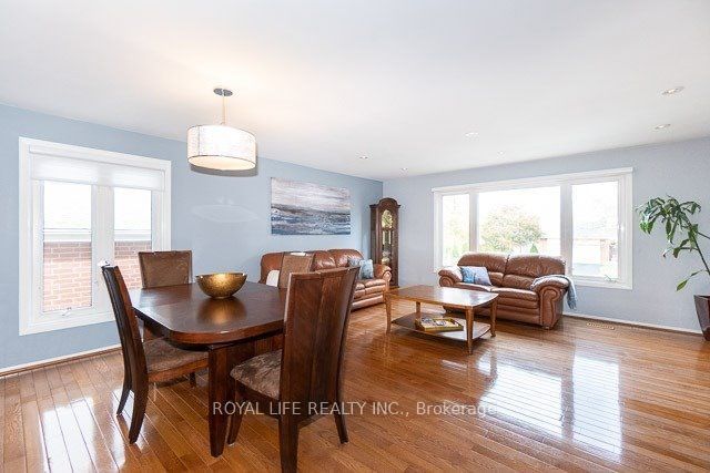 2947 Saint Malo Circle
