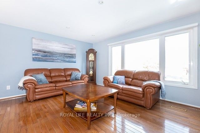 2947 Saint Malo Circle