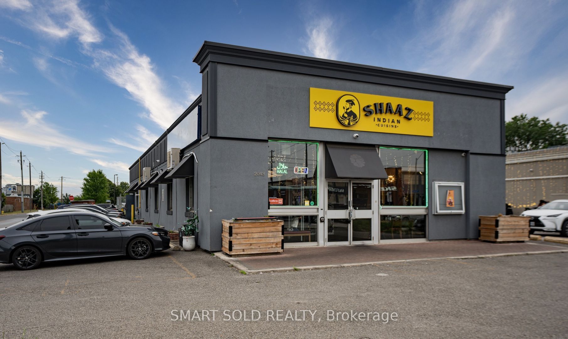 2043 Eglinton Avenue E