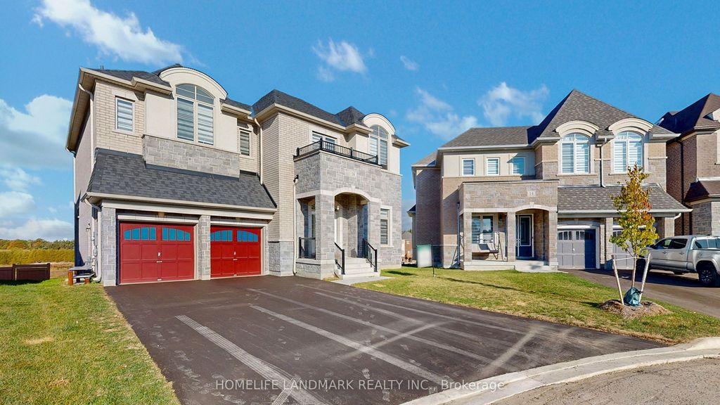 Photo of 16 Slater Court, East Gwillimbury, ON L9N 0P8 (MLS # N12417345)