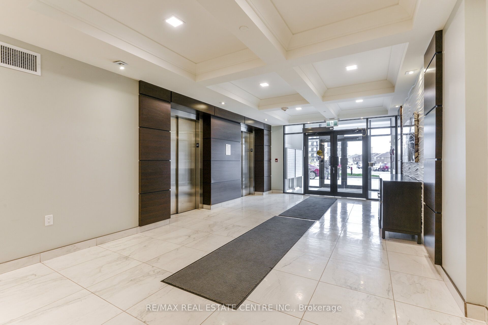630 Sauve Street 318