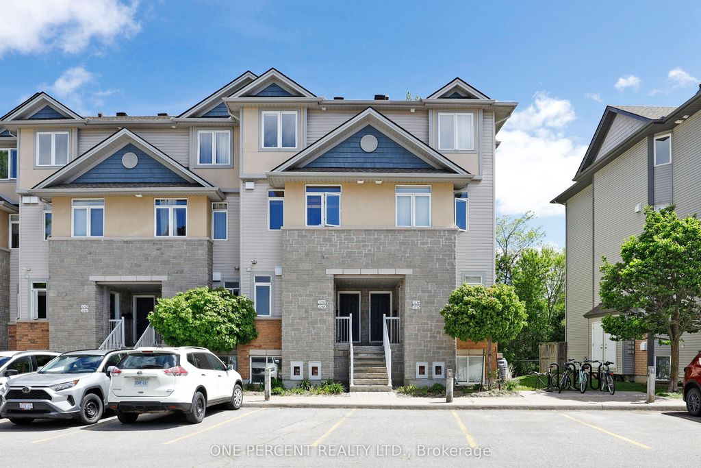 Photo of 1048 Redtail Private #13, Cyrville - Carson Grove - Pineview, ON K1J 0A9 (MLS # X13164624)
