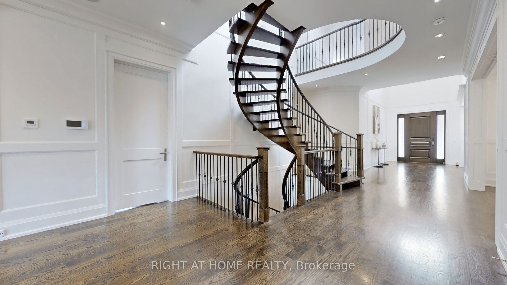 82 Sandbanks Drive
