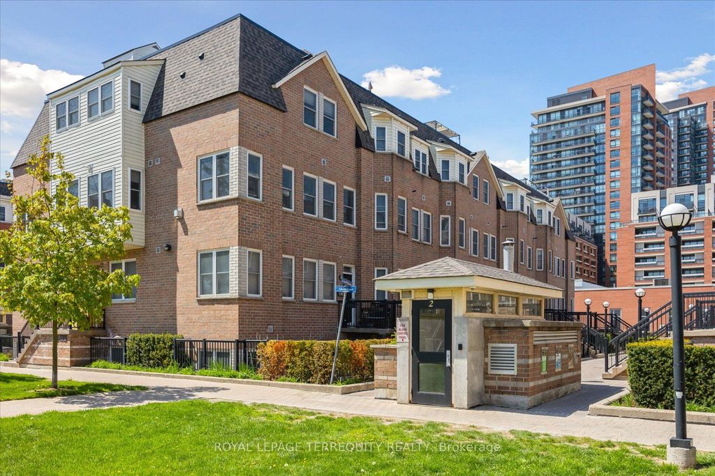 Photo of 760 Lawrence Avenue W #61, Toronto, ON M6A 3E7 (MLS # W12895448)